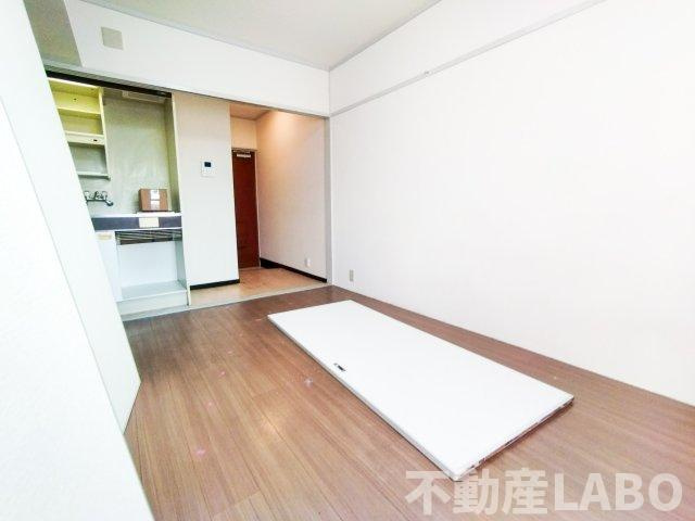 PALMIZIO平野西２の洋室