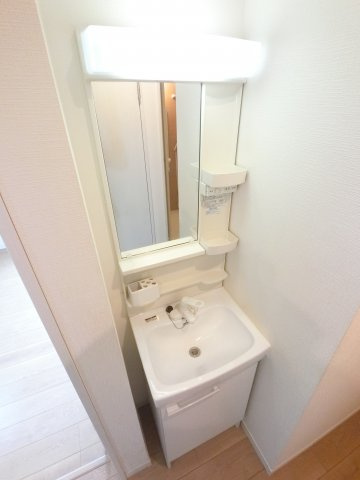 【独立洗面台】