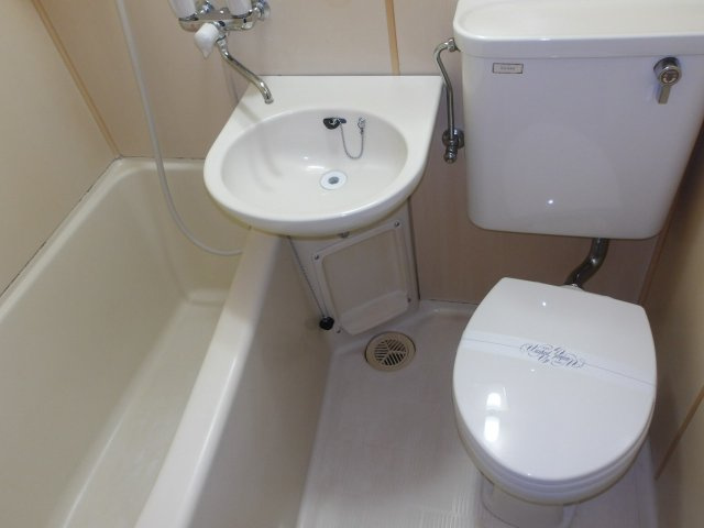 アリィフラッツの浴室