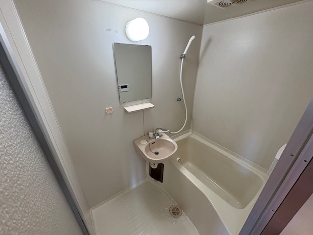 笹屋マンションの浴室