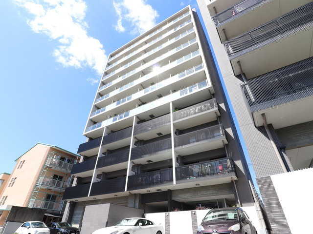 モントーレ博多クラシックコート