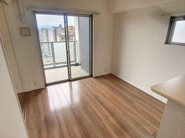 モントーレ博多クラシックコートの居間・リビング