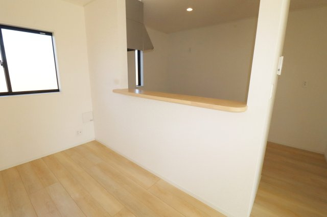 二本松市油井字無地ノ内　　　３号棟　　　油井小学校、安達中学区の居間・リビング|※同社施工例