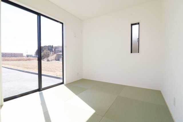 二本松市油井字無地ノ内　　　３号棟　　　油井小学校、安達中学区のキッチン|※同社施工例