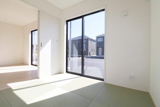 二本松市油井字無地ノ内　　　３号棟　　　油井小学校、安達中学区のキッチン|※同社施工例