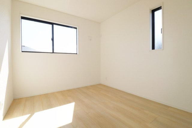 二本松市油井字無地ノ内　　　３号棟　　　油井小学校、安達中学区のバルコニー|※同社施工例