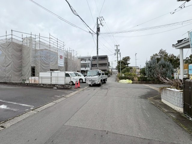 【商談中】リーブルガーデン　岐阜市南蝉１丁目第１　全２区画分譲の前面道路含む現地写真|「現地（2026年1月13日）撮影」　
■前面道路　
■ヤマダ不動産　株式会社リライフ