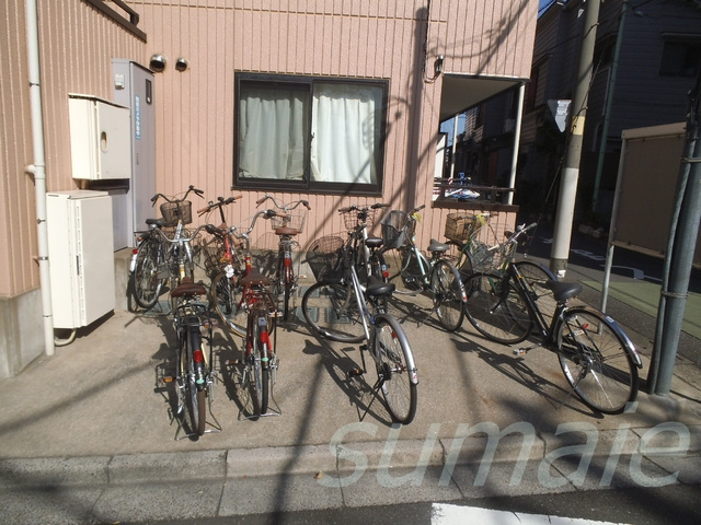 カーサ岩淵のその他共用部分|駐輪スペースもありますよ！