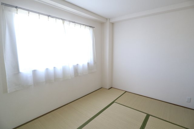 原田ハイツの和室