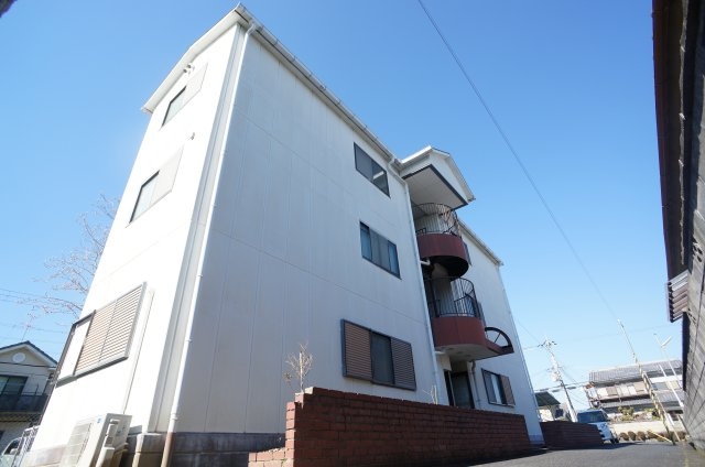 原田ハイツの外観