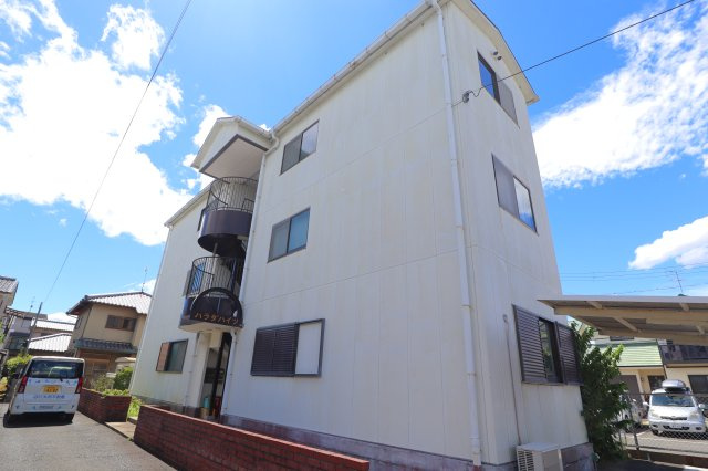 原田ハイツの外観