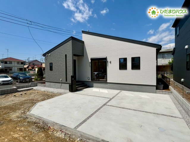 熊谷市末広　第5　新築一戸建て　リーブルガーデン　01