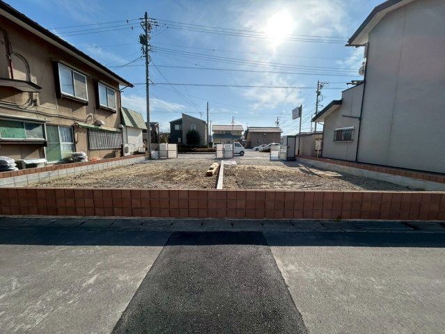 新築戸建　長野稲里町中氷鉋の前面道路含む現地写真|北側道路