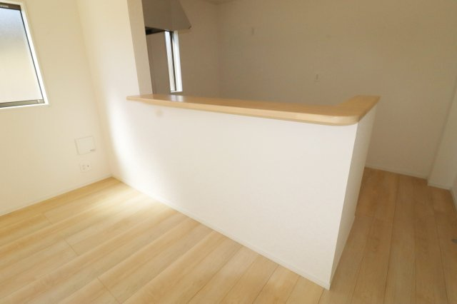 二本松市油井字無地ノ内　　　４号棟　　　油井小学校、安達中学区のキッチン