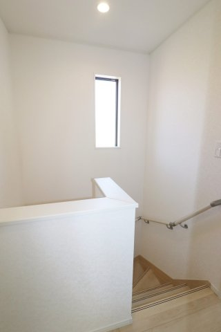 二本松市油井字無地ノ内　　　４号棟　　　油井小学校、安達中学区の玄関|※同社施工例