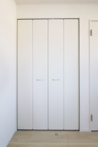 二本松市油井字無地ノ内　　　４号棟　　　油井小学校、安達中学区の内装|※同社施工例