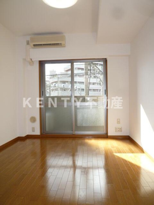 【寝室】 | 菱和パレス田園調布東 | 広くて明るい寝室