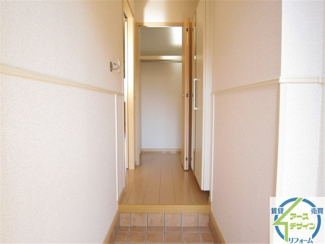 フェリーチェ　Ⅱの玄関|パース写真