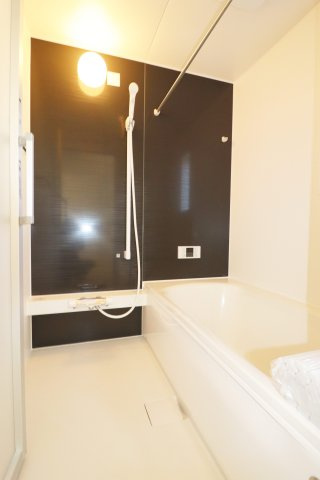 二本松市油井字無地ノ内　　　５号棟　　　油井小学校、安達中学区のトイレ|※同社施工例