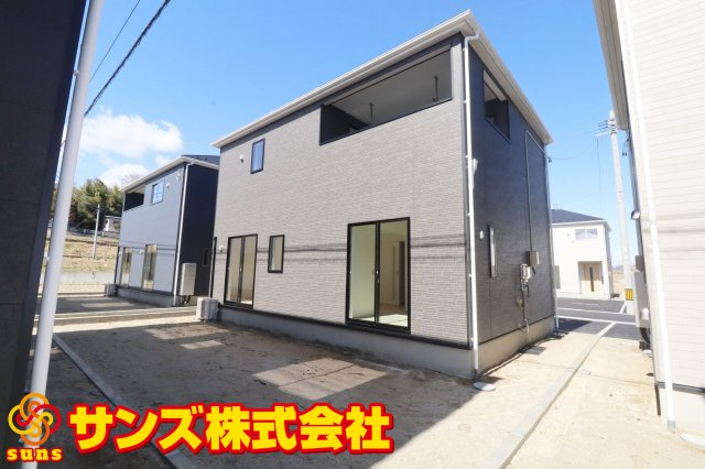 二本松市油井字無地ノ内　　　５号棟　　　油井小学校、安達中学区の外観|南西側から見た外観