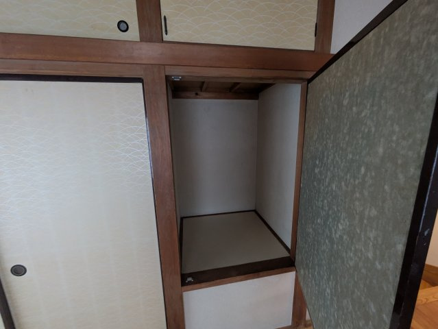 大井７６１０戸建の収納