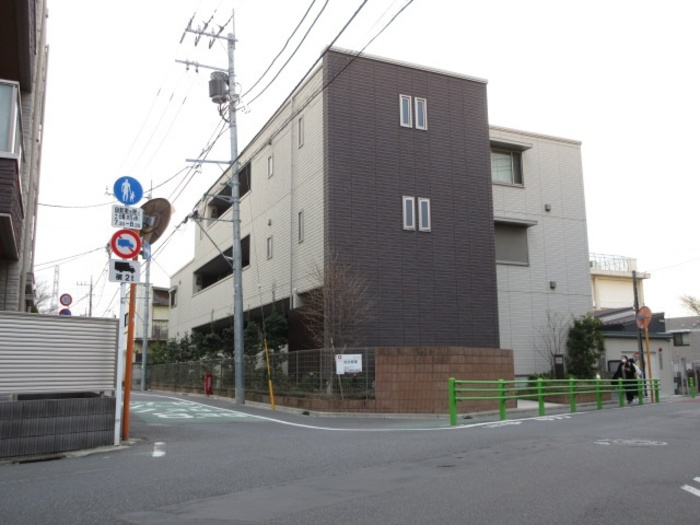 フロンティア南大泉の外観