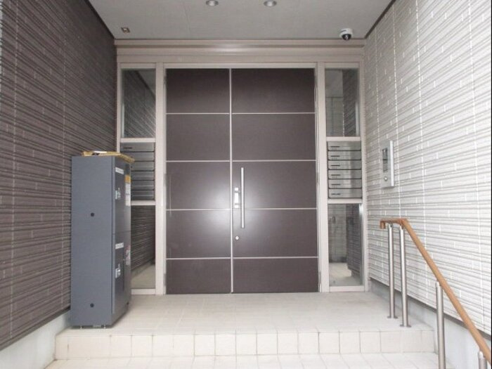 フロンティア南大泉のエントランス