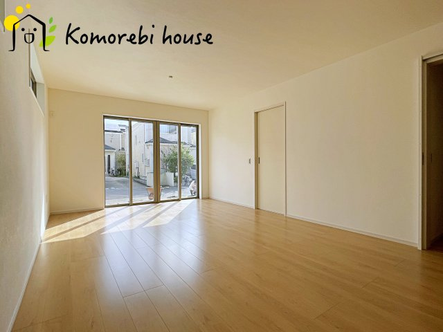 上尾市浅間台　1期　新築一戸建て　テラシエ　01の居間・リビング|26.1.19撮影済み