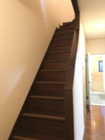 東平ハイツのその他|2Ｆ階段