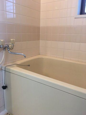 東平ハイツの浴室|日々の暮らしに欠かせないお風呂です