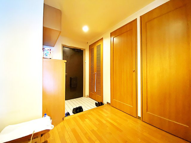 センシブル大仁の玄関