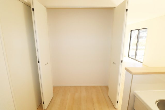 二本松市油井字無地ノ内　　　６号棟　　　油井小学校、安達中学区の収納