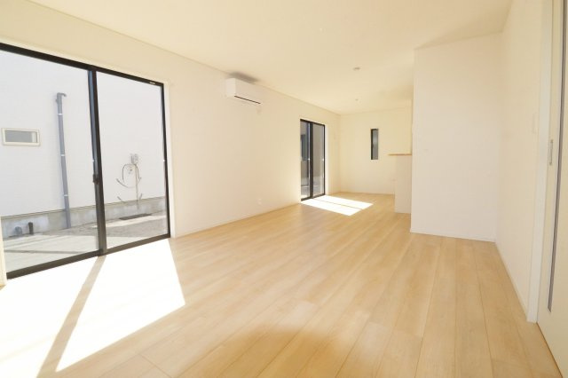 二本松市油井字無地ノ内　　　６号棟　　　油井小学校、安達中学区の居間・リビング