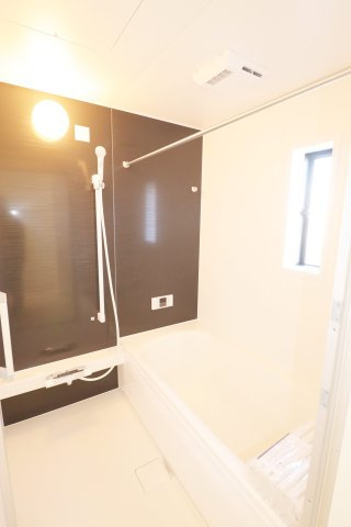 二本松市油井字無地ノ内　　　６号棟　　　油井小学校、安達中学区のキッチン|※同社施工例