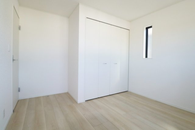 二本松市油井字無地ノ内　　　６号棟　　　油井小学校、安達中学区の洋室|※同社施工例