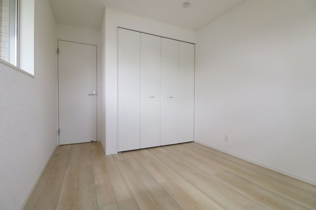 二本松市油井字無地ノ内　　　７号棟　　　油井小学校、安達中学区の洋室|※同社施工例