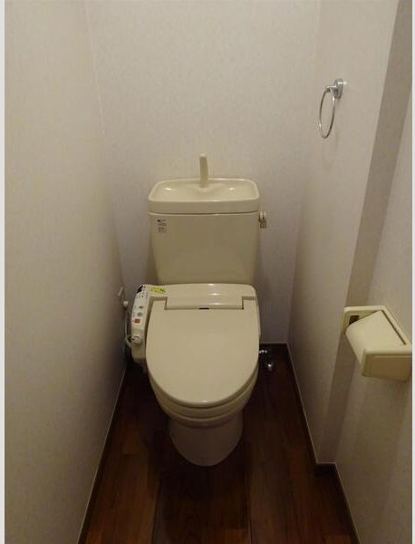 エクシード野立のトイレ|清潔感のあるトイレです