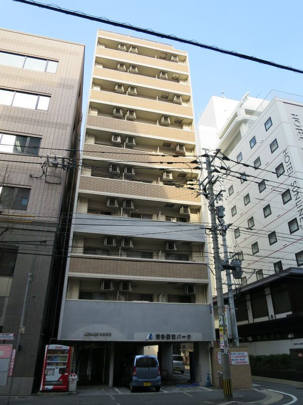 リファレンス博多駅前の外観