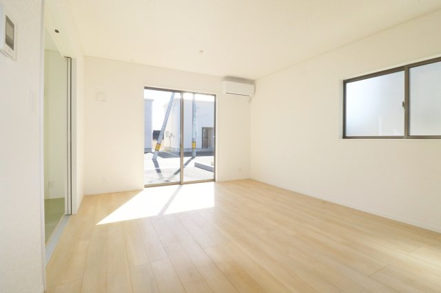 二本松市油井字無地ノ内　　　８号棟　　　油井小学校、安達中学区の居間・リビング