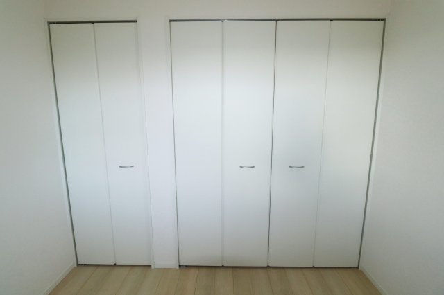 二本松市油井字無地ノ内　　　８号棟　　　油井小学校、安達中学区の収納