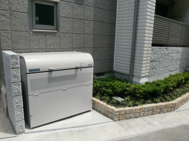 サザンハウスのその他共用部分|★敷地内ゴミ回収ＢＯＸ★