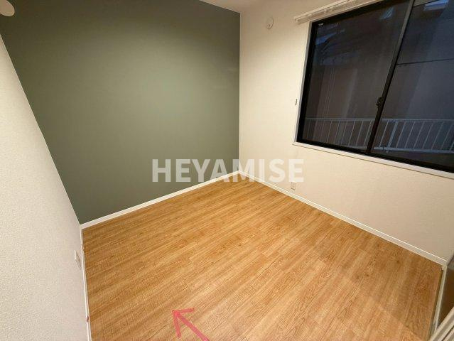 フレグランス左底の洋室|※リフォーム中の写真です