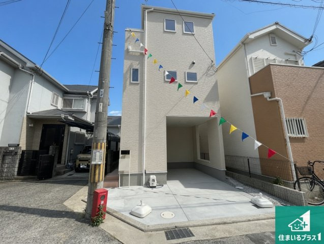 和泉市富秋町　第2期　新築一戸建ての外観|安心の10年保証！外観を美しく保ち、雨水で汚れを落とします！気になることがありましたら、お気軽にお問い合わせください！