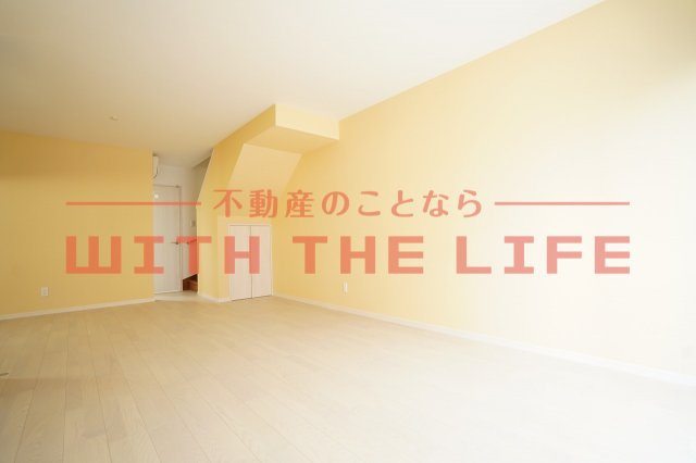 テラスハウス東山【キャッシュバック対象物件】の居間・リビング|居間です