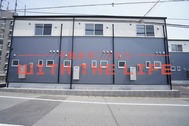 テラスハウス東山【キャッシュバック対象物件】の外観|外はこのようになっています