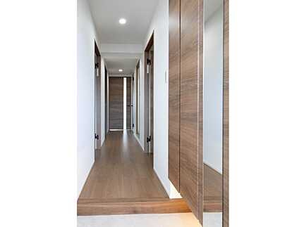 リーベン江波南(JS)の玄関