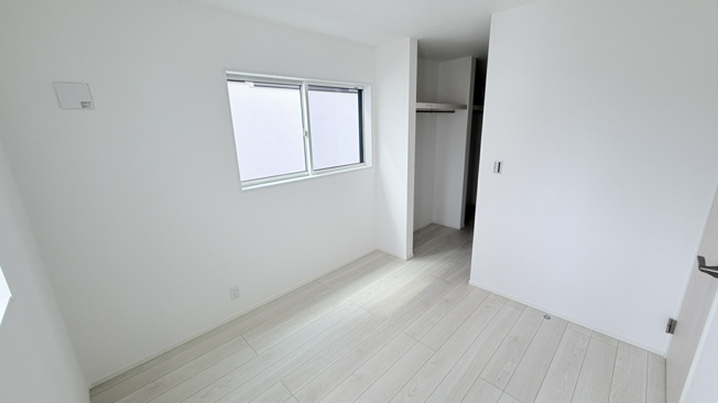 【洋室】 | 伊勢原市高森　全３棟　新築住宅
