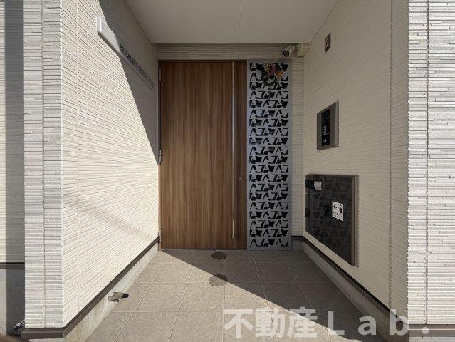 REGALESTセゾンのエントランス