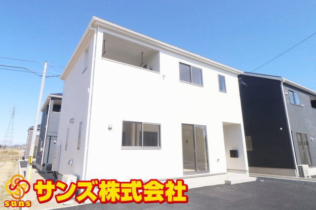 二本松市油井字無地ノ内　　　９号棟　　　油井小学校、安達中学区の外観|南西側から見た外観♪