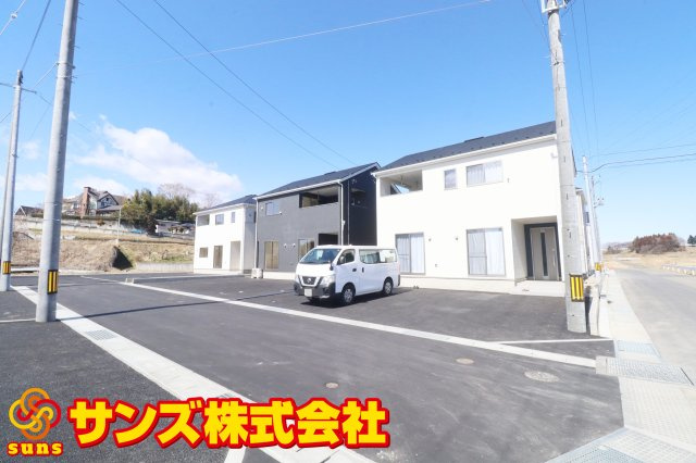 二本松市油井字無地ノ内　　　９号棟　　　油井小学校、安達中学区の外観|南東側から見た区画全体♪